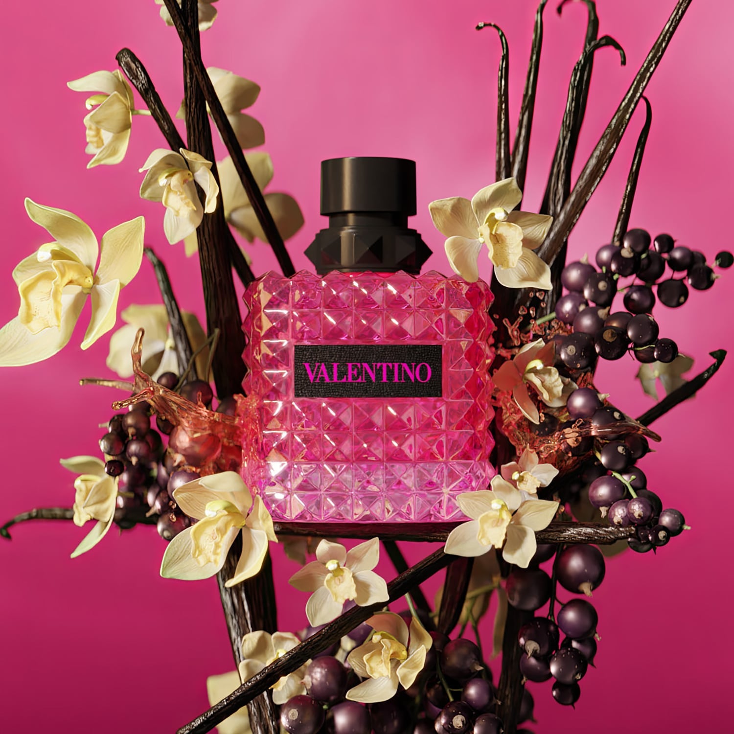Valentino Donna Born In Roma Eau de Parfum 100ml for Women – Modern Floral Woody Vanilla Fragrance