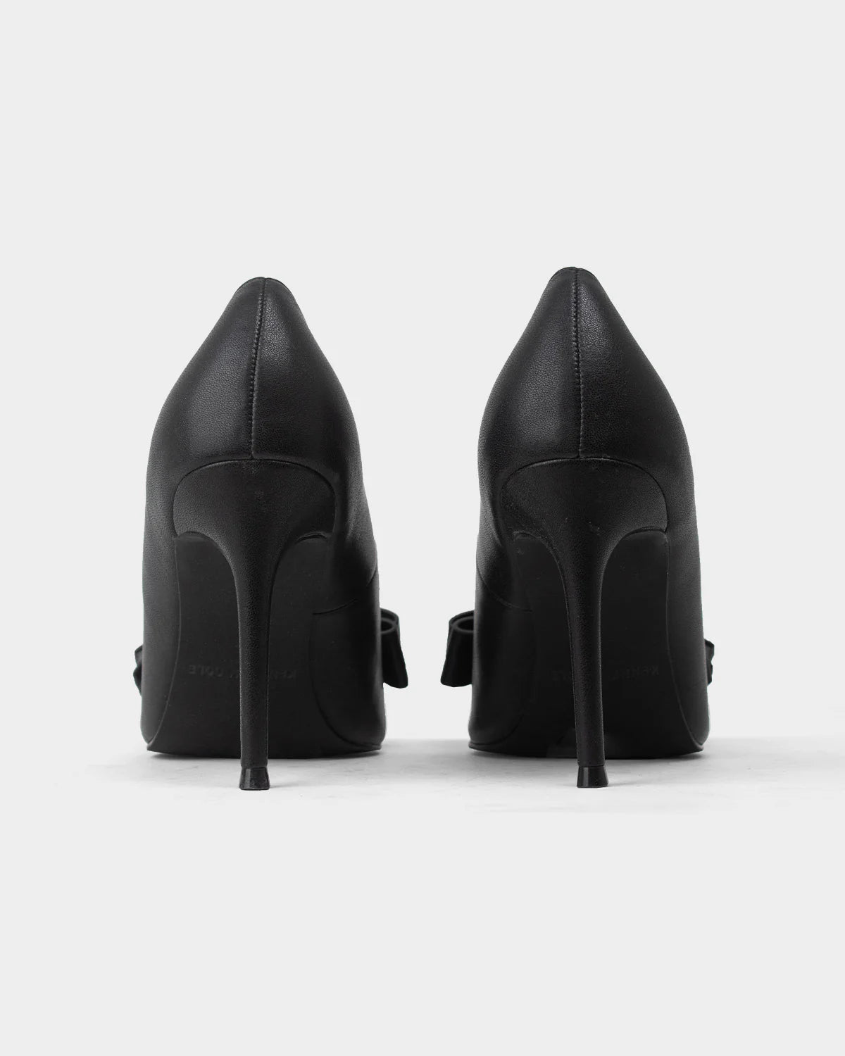 Kenneth Cole Julian Bow Pump KWS5074AM Black Women’s Pointed Toe Heels