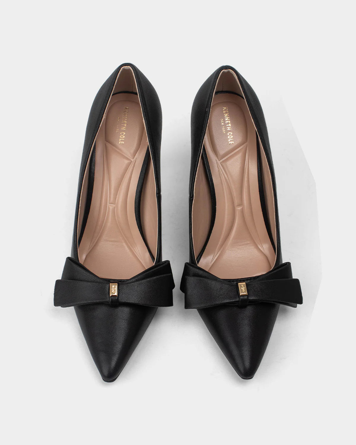 Kenneth Cole Julian Bow Pump KWS5074AM Black Women’s Pointed Toe Heels