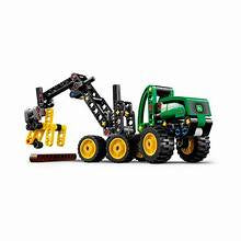 LEGO Technic John Deere 1470H Wheeled Harvester  42218