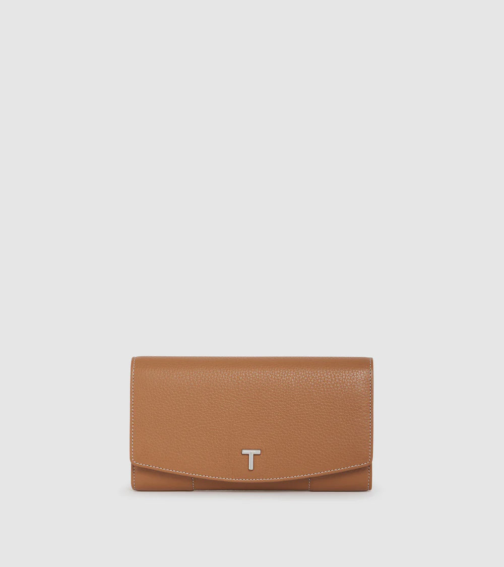 Romy Large flap wallet in grained leather Tan TROM3301G05