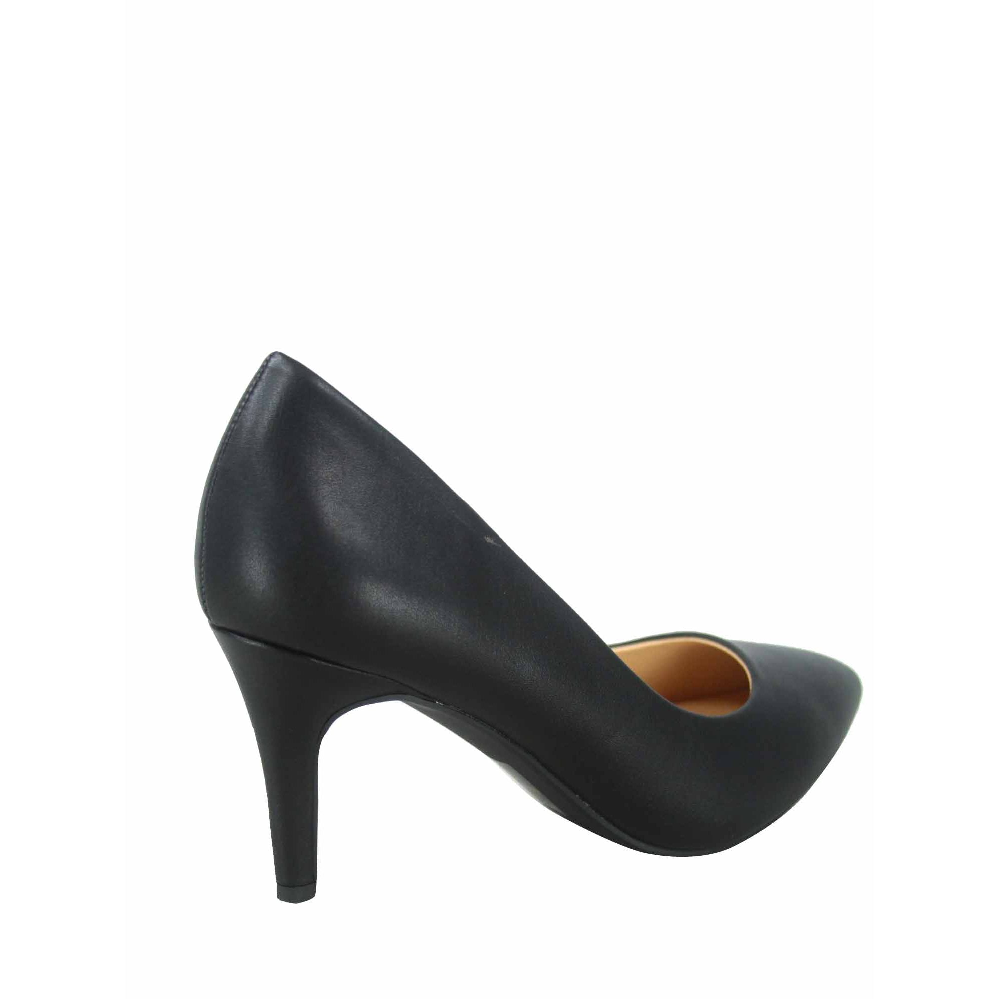 City Classified Comfort Coen-S-Black Patent Woman Dress Shoe