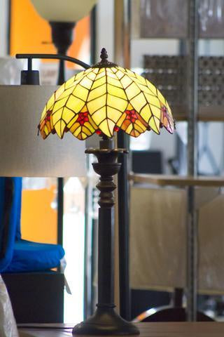 Tiffany 2522-BB700 Yellow Leaf Pattern Lamp