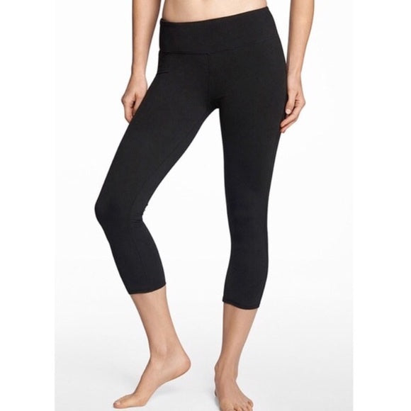 Fabletics Black Salar Crop-SHF/SHW/SHG