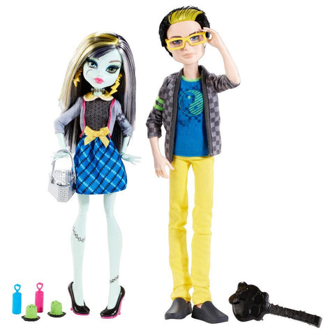 Monster High Picnic Casket Doll 2-Pack - Frankie Stein & Jackson Jekyll, Age 6+